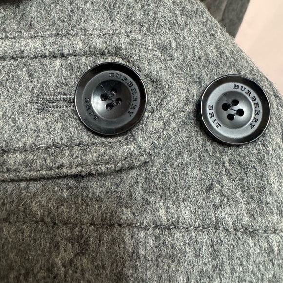 Burberry Women's Gray Wool Toggle Trench Coat.  Size 10. - Picture 7 of 15